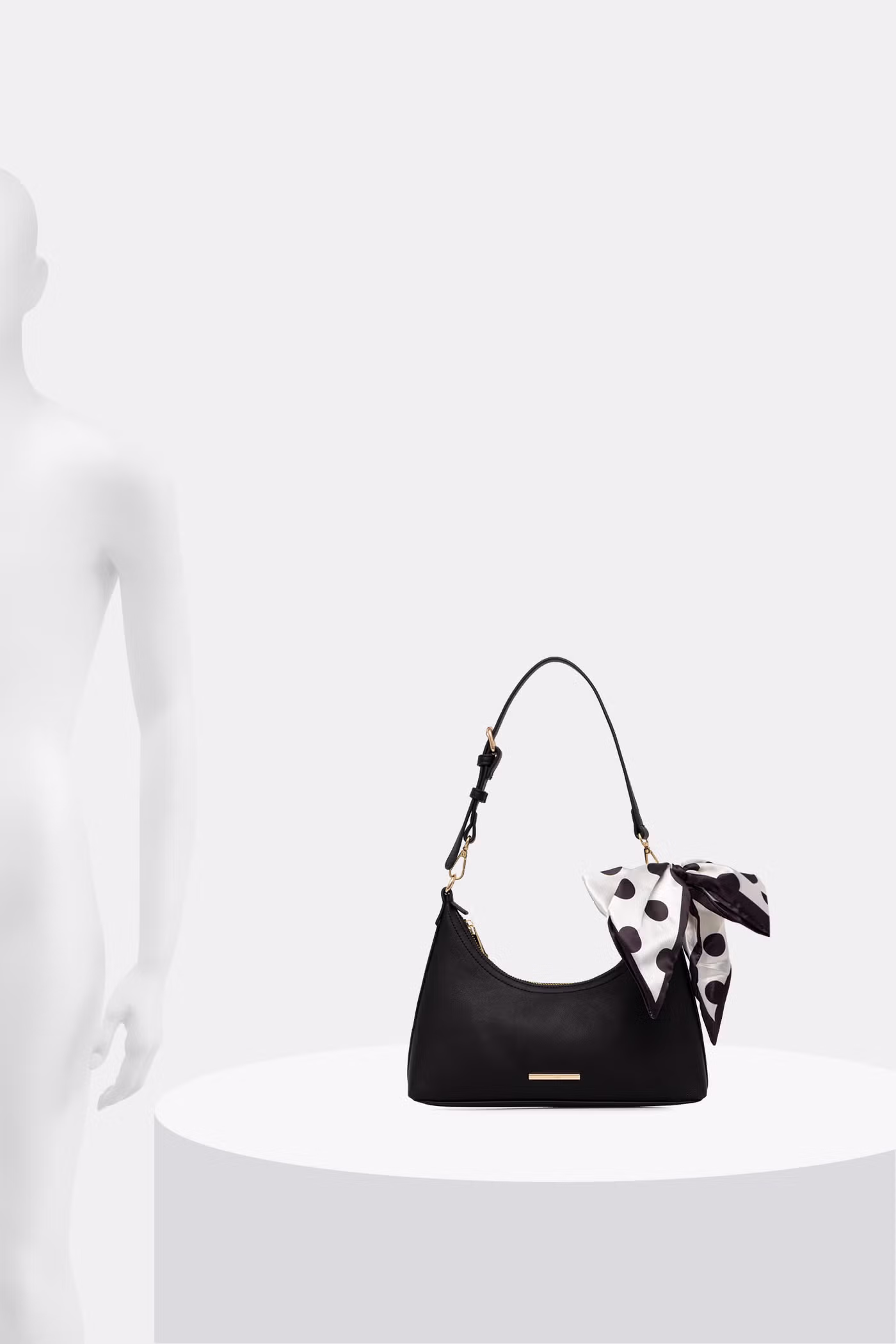 Aldo klasična ženska torbica iz umetnega usnja PATHAA PATHAA.001