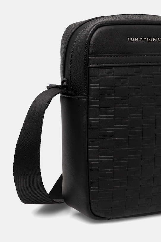 Tommy Hilfiger saszetka AM0AM14019 czarny SS26