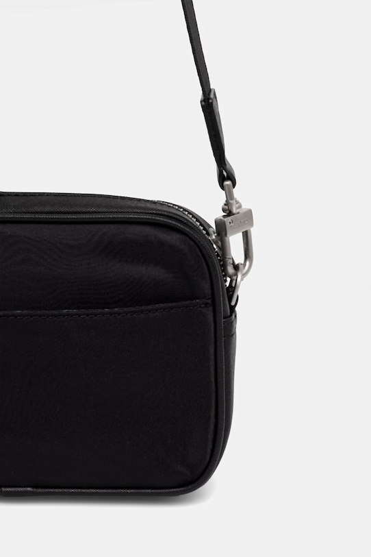 Akcesoria Guess saszetka MILANO HMMINY.P6150 czarny