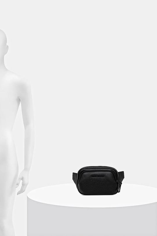 Сумка на пояс Armani Exchange XM002032.AF19929