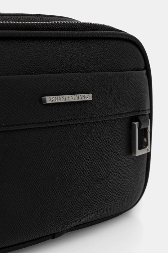 Сумка на пояс Armani Exchange чорний XM002037.AF19931
