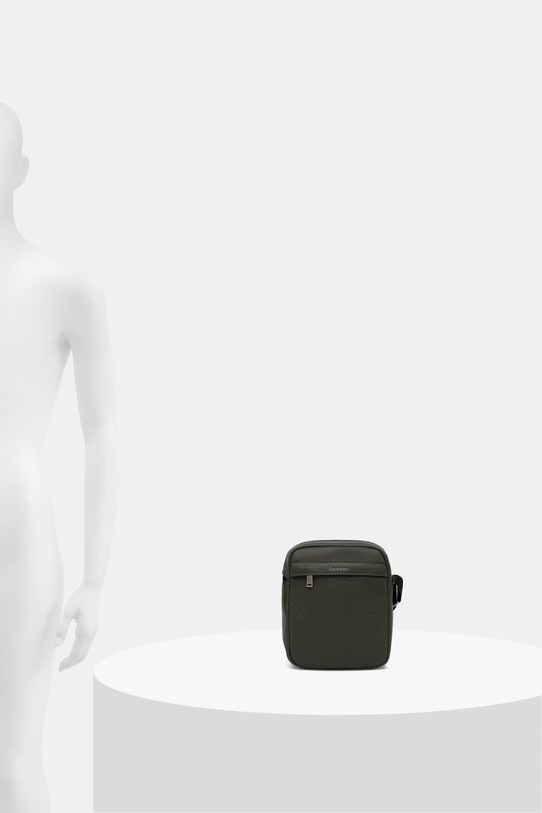 Calvin Klein taška cez rameno pánska z imitácie kože LV04D3331G