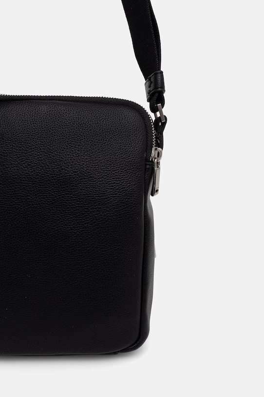 Doplnky Calvin Klein pánska taška cez rameno z imitácie kože LV04D3317G čierna