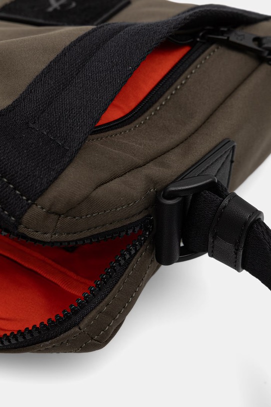 Calvin Klein mala torba za muškarce LV04D3366G zelena