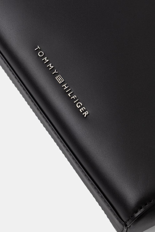 Tommy Hilfiger чанта през рамо мъжка от кожа черен AM0AM14164