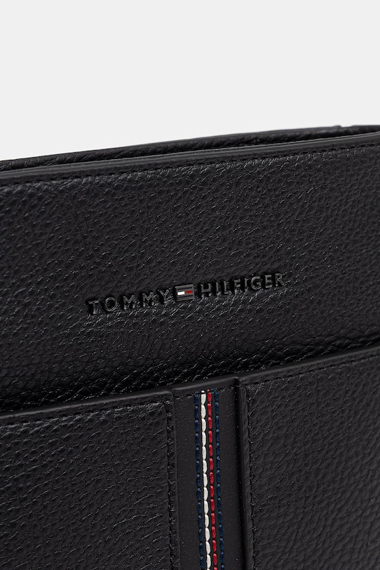 Tommy Hilfiger pánska taška na rameno z imitácie kože čierna AM0AM14169