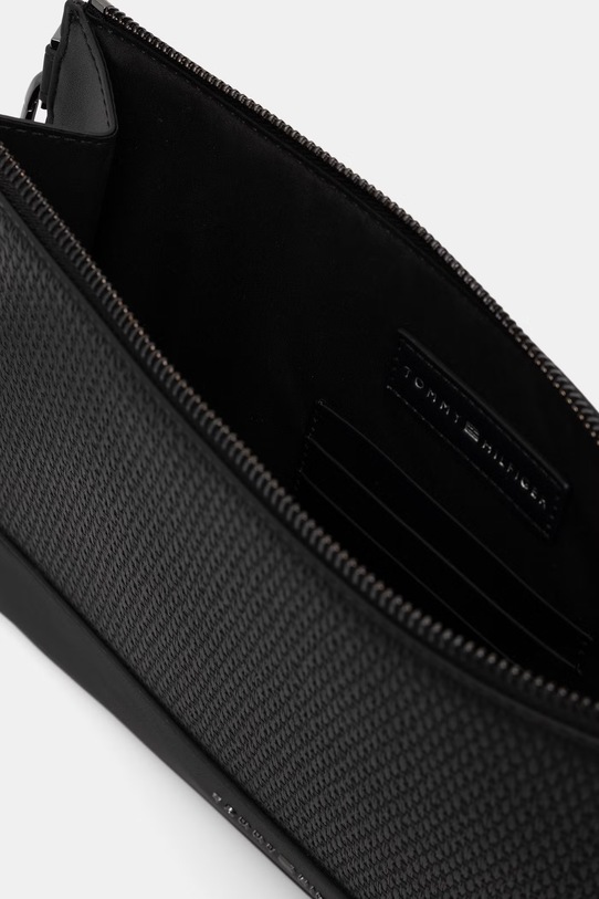 Tommy Hilfiger vrecko pánske čierna AM0AM14145