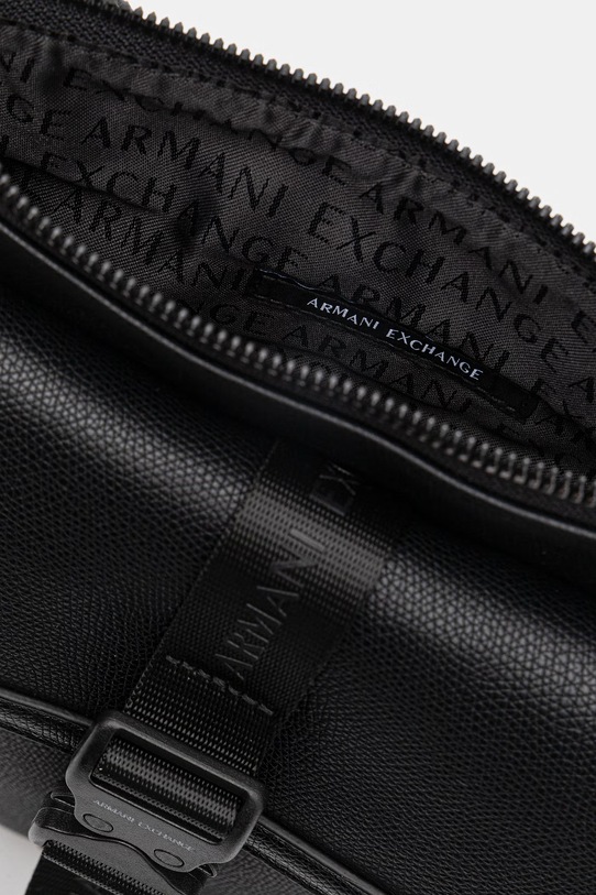 Armani Exchange vrecko pánske XM002568.AF22537 čierna
