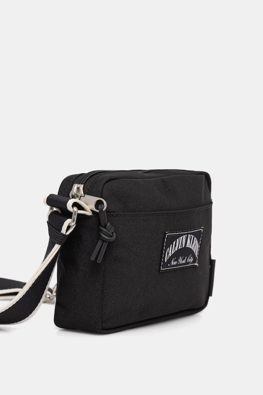 Calvin Klein φάκελος που φοριέται στον ώμο LV04D3369G μαύρο SS26