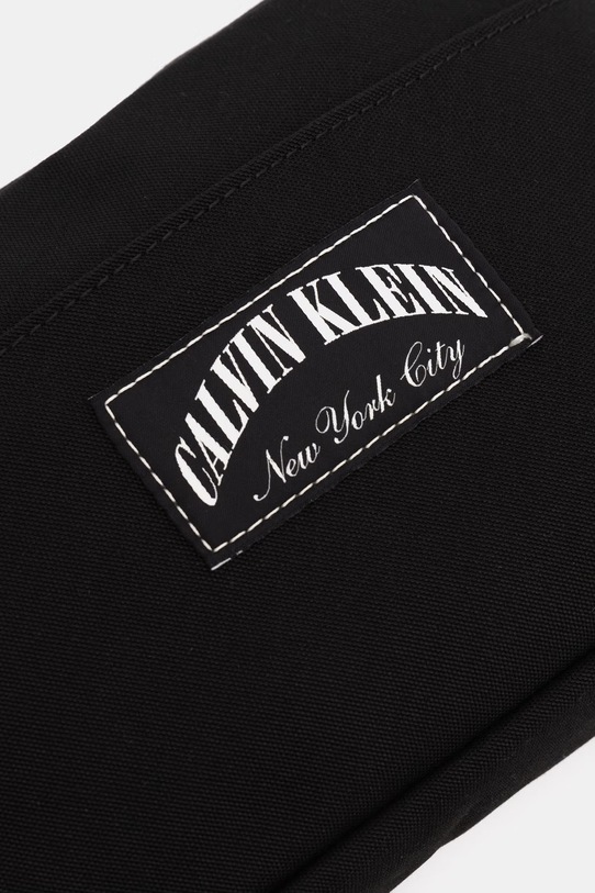 Calvin Klein φάκελος που φοριέται στον ώμο μαύρο LV04D3369G