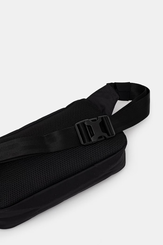 Аксесуари Сумка на пояс Fred Perry L2808 чорний