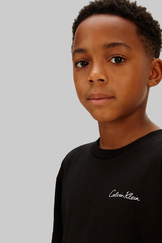 Chłopiec Calvin Klein Jeans t-shirt dziecięcy IB0IB02607.128.176.PPY2 czarny