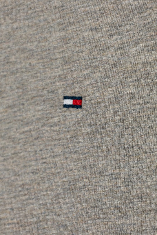 Tommy Hilfiger póló gyerek pamut szürke KB0KB09646.74.122.PPY2