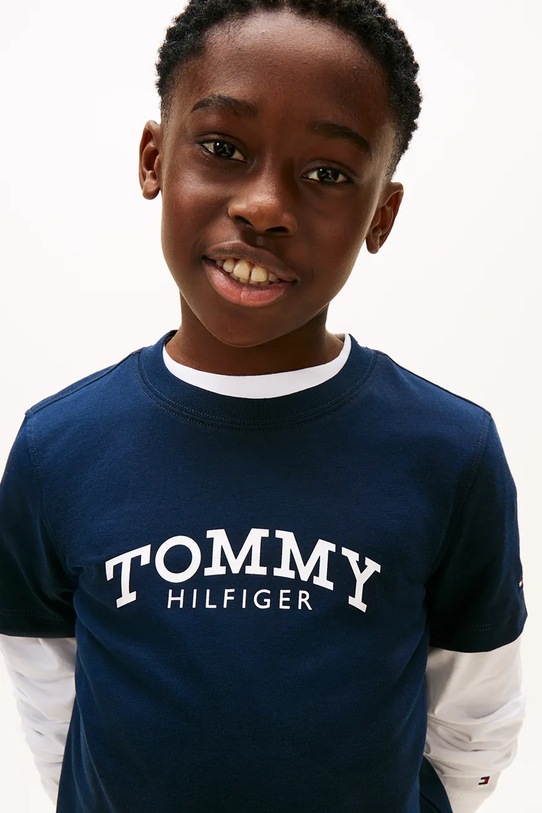 Chłopiec Tommy Hilfiger t-shirt bawełniany dziecięcy KB0KB10051.128.176.PPY2 granatowy