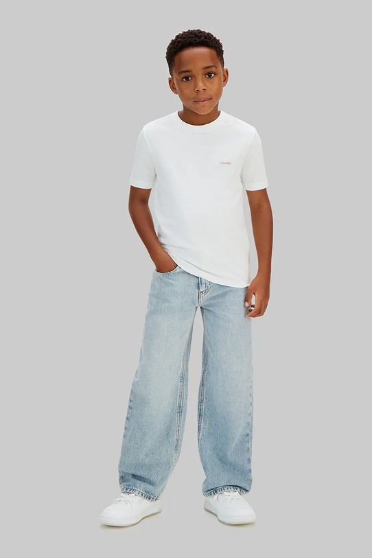 Dečki Calvin Klein Jeans kratka majica otroška bombažna LVCKSJA08B.128.176.PPY2 bela