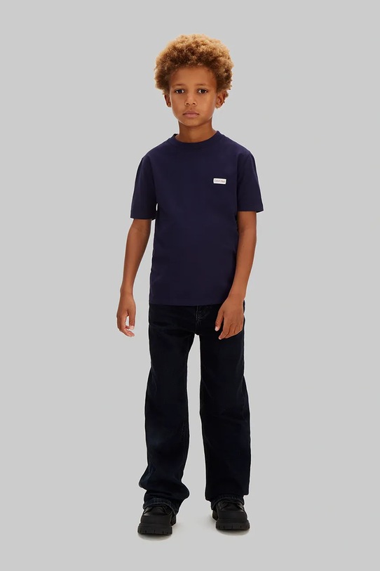 Dečki Calvin Klein Jeans kratka majica otroška bombažna LVCKSJA08B.128.176.PPY2 modra