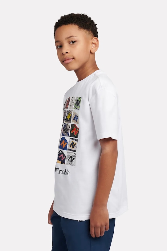 New Balance T-shirt dziecięcy bawełniany YT61Q4N0