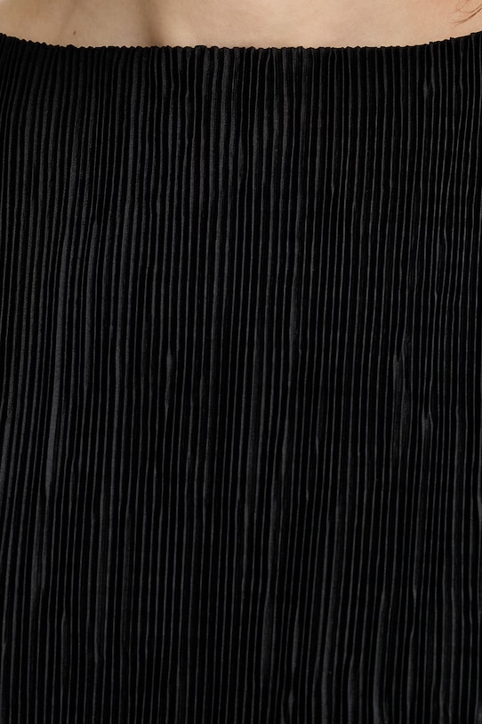 Majica Calvin Klein LV044E220G črna