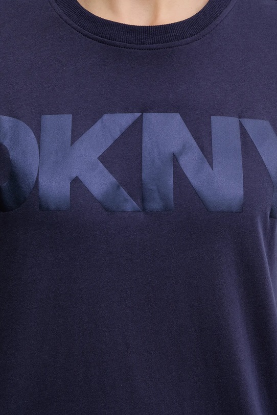 Памучна тениска Dkny DP6T1534 син