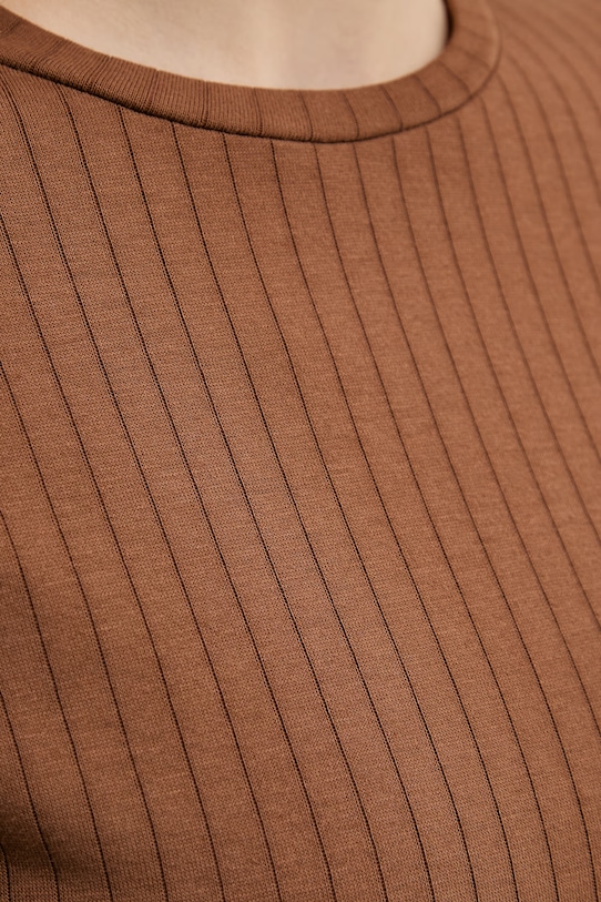 Dámske tričko Sisley 36ZXL108H hnedá