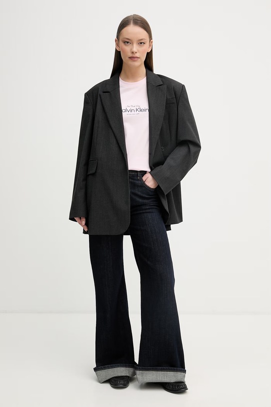 Calvin Klein Jeans T-shirt damski bawełniany LV047F810G różowy SS26