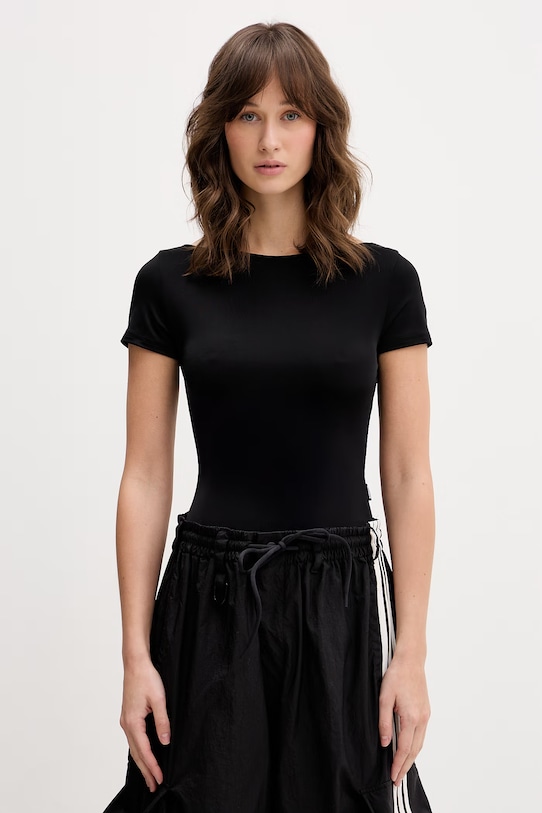 VETEMENTS t-shirt okrągły czarny WE76TO447B