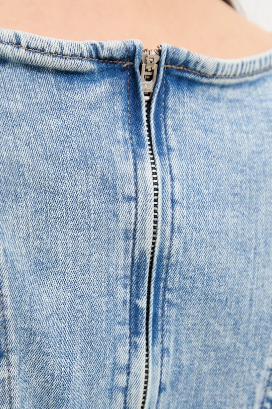 Levi's bluzka damska jeansowa PEPLUM SEAMED DENIM 005EF niebieski