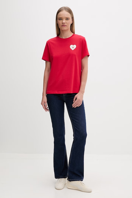 Converse t-shirt damski bawełniany x CHUCKS IN LOVE CVW6T130 czerwony SS26