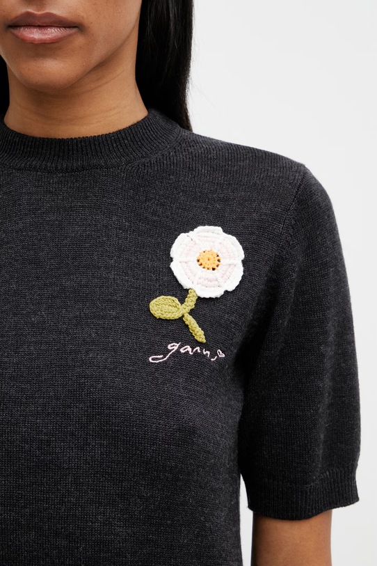 GANNI sweter z krótkim rękawem z wełny damski czarny A1070268