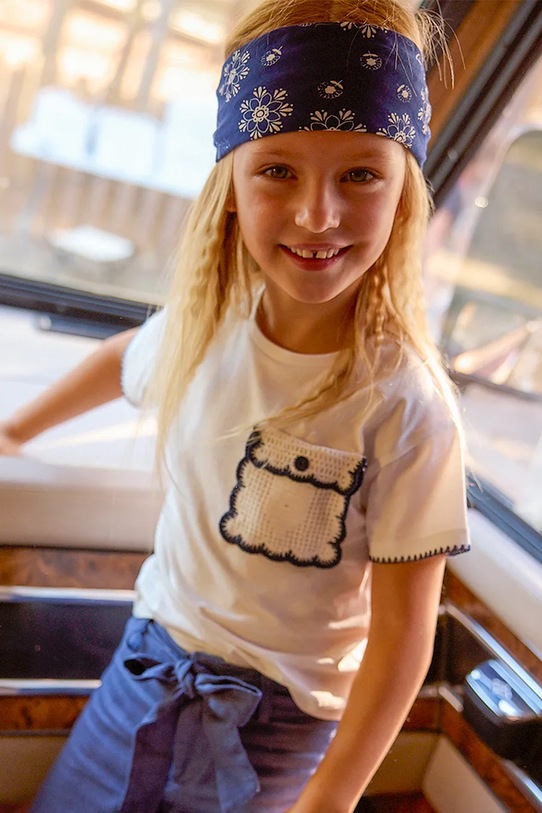 Mayoral t-shirt bawełniany dziecięcy aplikacja beżowy 3013.6H.Mini.PPY2