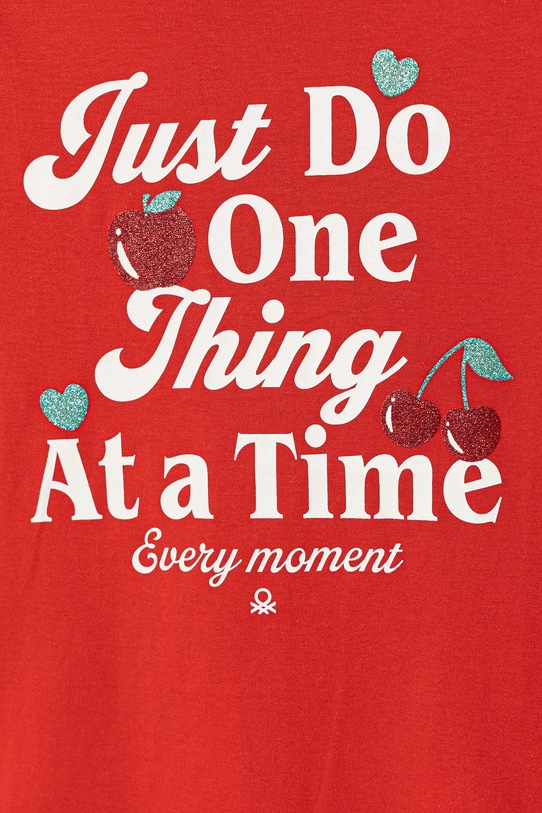 Dziewczynka United Colors of Benetton t-shirt dziecięcy bawełniany 3096C10SG.G.Stagionale czerwony