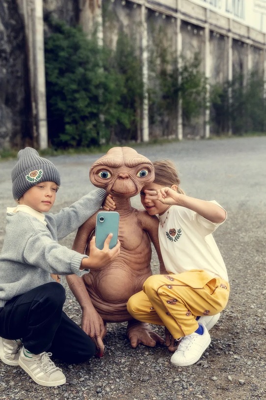 Mini Rodini t-shirt bawełniany dziecięcy E.T. biały 25820102