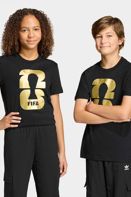 Παιδικό βαμβακερό μπλουζάκι adidas Performance FIFA στάμπα μαύρο KB3707