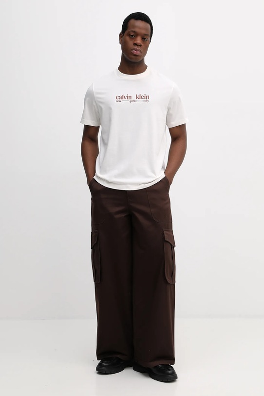 Хлопковая футболка Calvin Klein Jeans LV14RE831G бежевый SS26