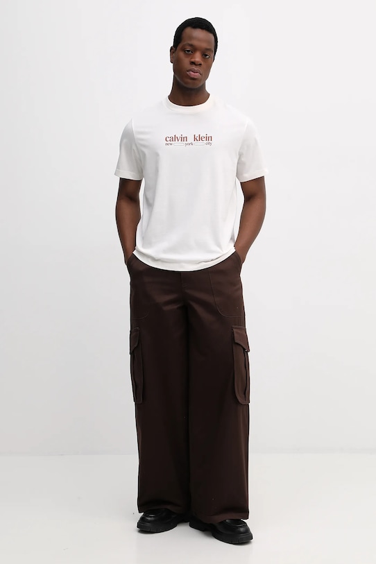 Хлопковая футболка Calvin Klein Jeans LV14RE831G бежевый SS26