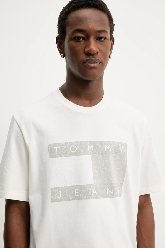 Хлопковая футболка Tommy Jeans бежевый DM0DM22463