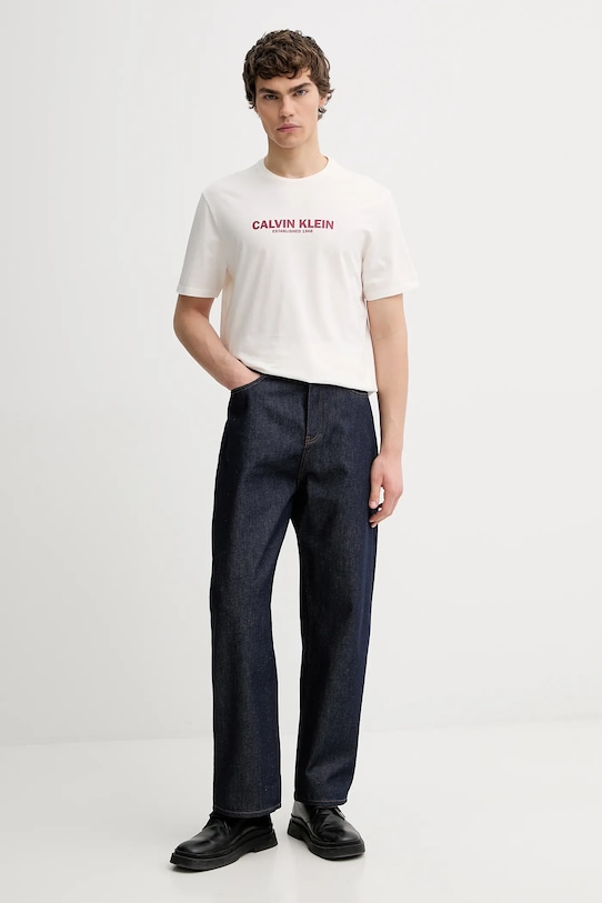 Calvin Klein t-shirt bawełniany LV04RE820G beżowy SS26