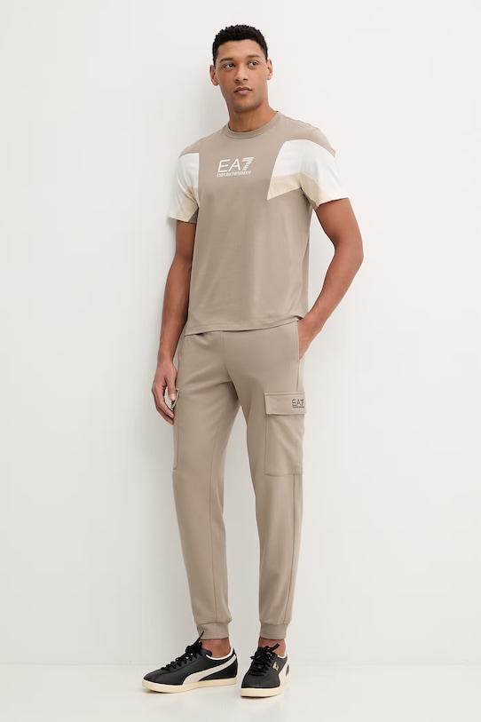 Βαμβακερό μπλουζάκι EA7 Emporio Armani AF12503.7M001603 καφέ SS26