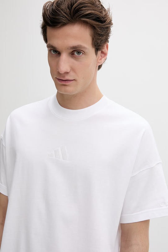 Ρούχα Βαμβακερό μπλουζάκι adidas KC3184 λευκό