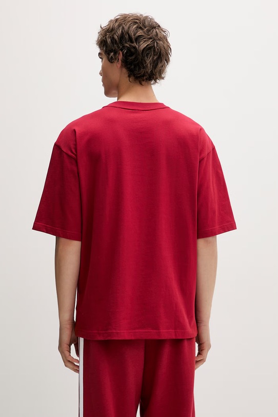 Odzież adidas t-shirt bawełniany KD7647 czerwony