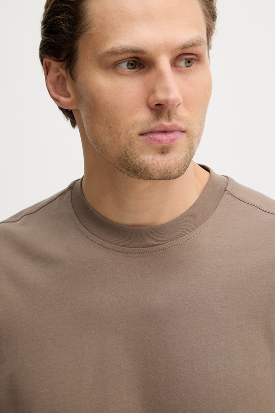 Sisley t-shirt bawełniany brązowy 3XDTS104R