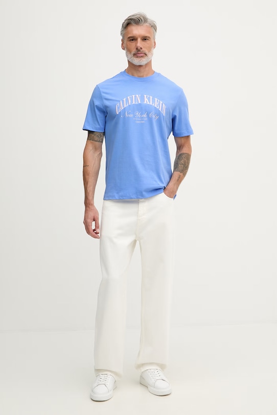 Calvin Klein Jeans tričko pánske bavlnené LV04RF820G modrá SS26