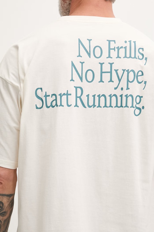 Asics T-shirt do biegania męski z bawełną RUNNER MESSAGE 2031F321 beżowy