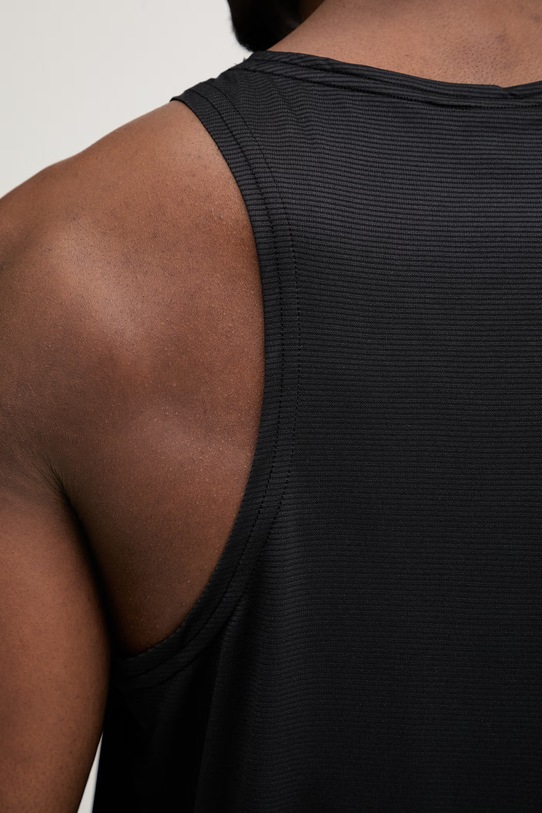 New Balance top treningowy męski MT41220BK czarny