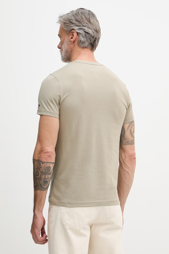 Ρούχα Tommy Hilfiger T-shirt ανδρικό βαμβακερό MW0MW11797. μπεζ