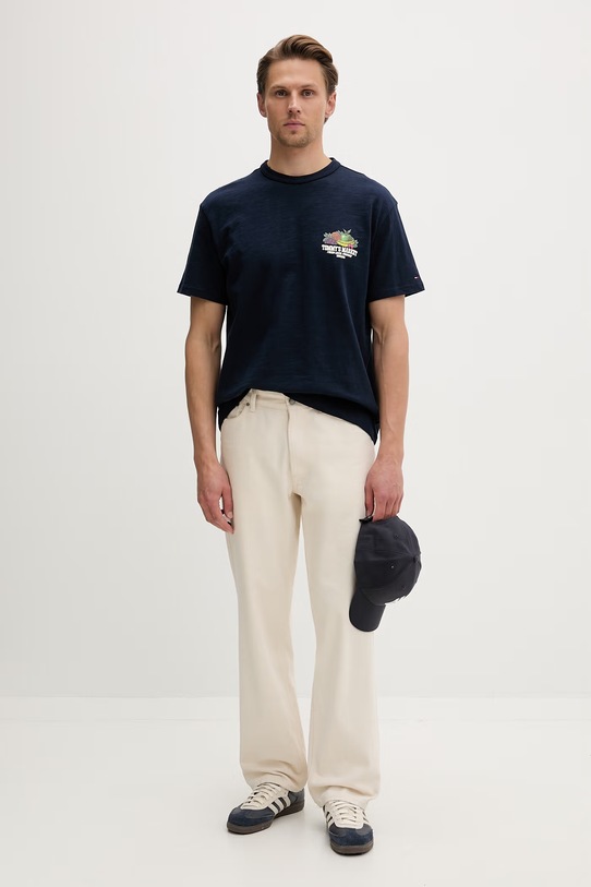 Tommy Jeans oversize tričko pánské bavlněné DM0DM22512 námořnická modř SS26