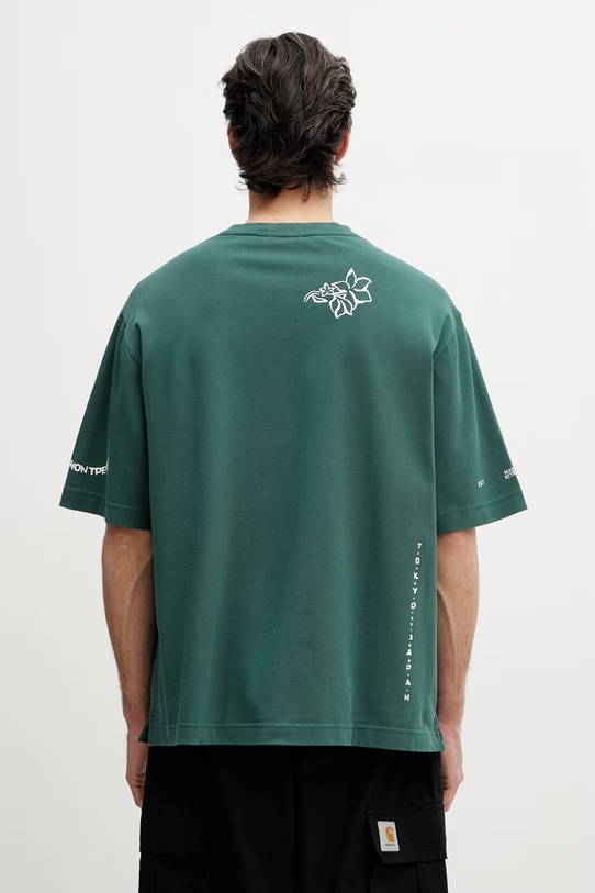 Odzież Maison Kitsuné Art Nouveau Stamps t-shirt oversize bawełniany męski QM00107KJ0119 zielony
