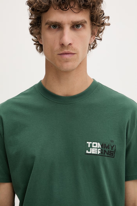 Tommy Jeans tričko pánske bavlnené zelená DM0DM22536