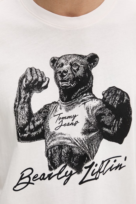 Tommy Jeans тениска мъжка памучна DM0DM22543 бежов