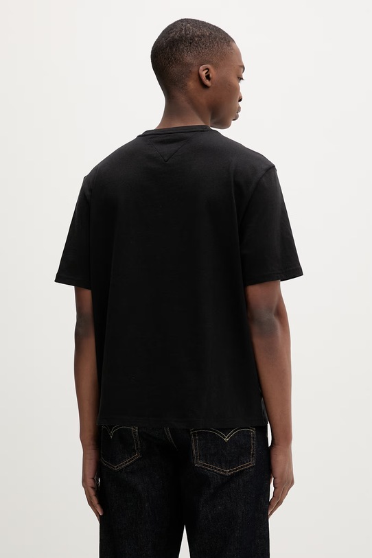 Odzież Tommy Jeans T-shirt męski bawełniany DM0DM22550 czarny